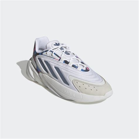 Adidas ozelia size 14